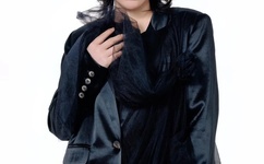 新闻里戴绿鱼头套男孩发声